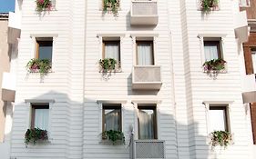Mevlana Hotel